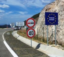 “Yanıkköy – Makas sınır kapısında turist otobüsleri engeli devam edecek mi?”